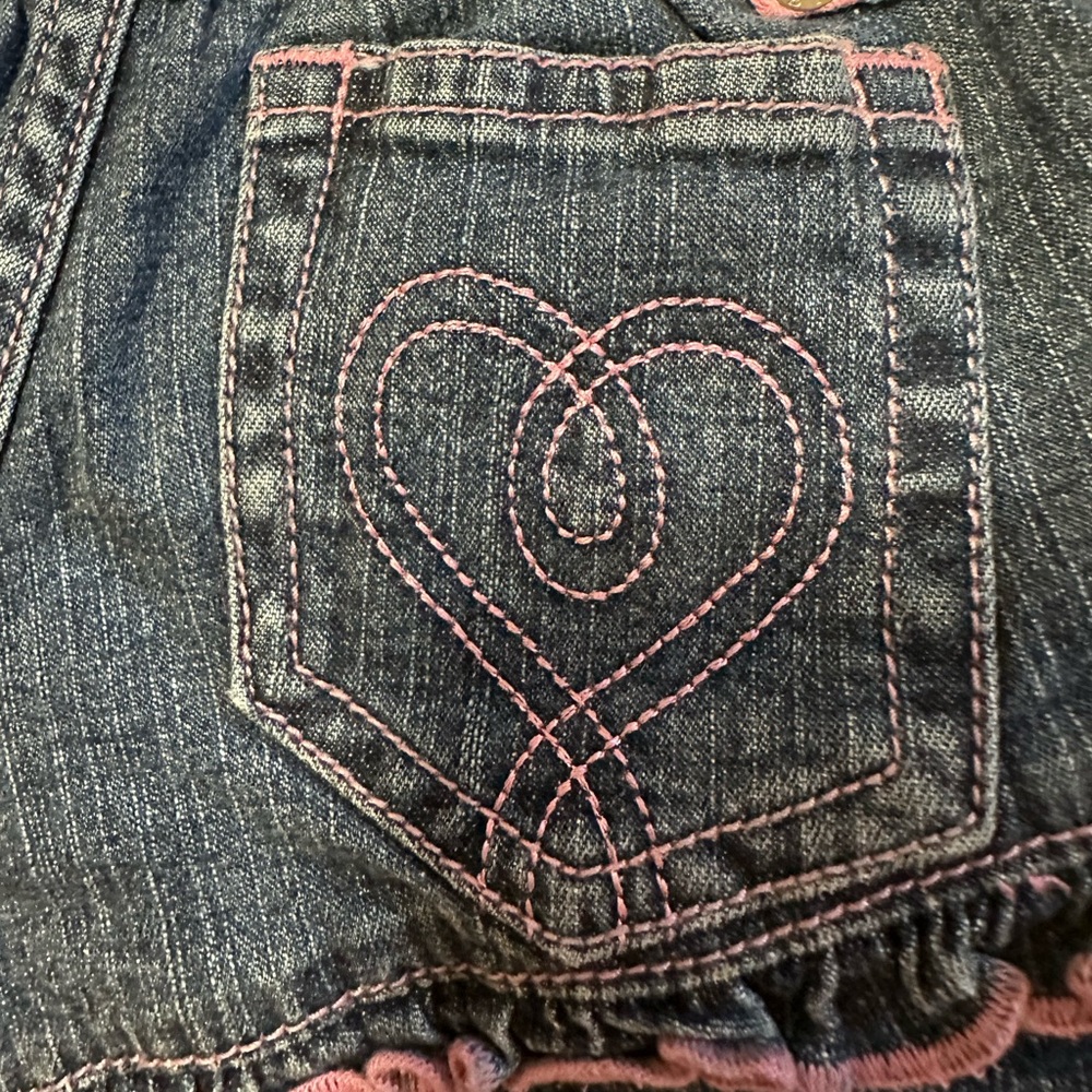 Baby Guess Denim Shorts 6-9M Ruffle Trim Heart Pockets Pink Stitch - Picture 5 of 8